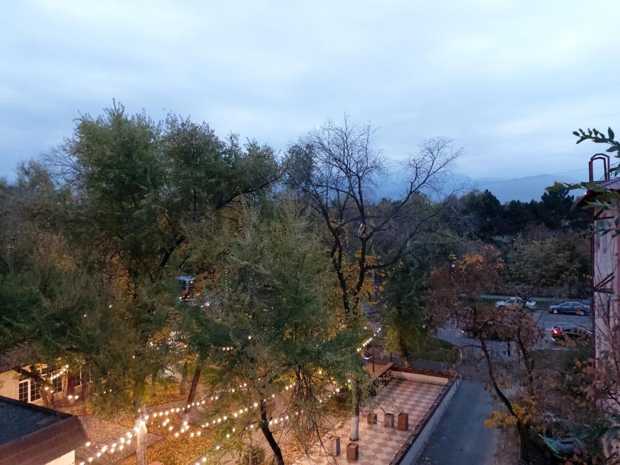 Атакент Almaty Extérieur photo